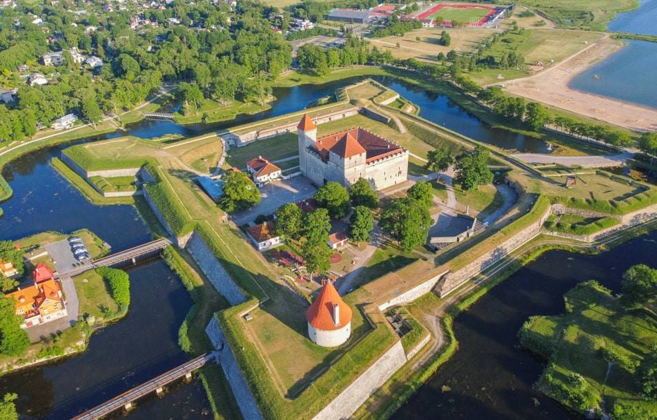 Kuressaare castle1