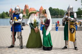 Сокровища Полуостровного замка и юбилейный - 25-й Средневековый фестиваль в Тракае!